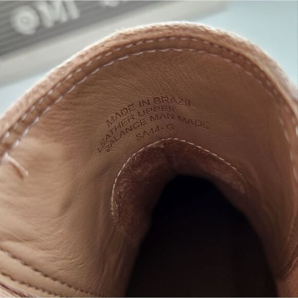 🌸Bernardo Dove Leather  Suede Boot Size 8 - Picture 4 of 5